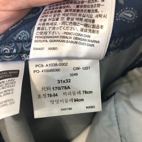 LEVI'S Jean Chore Pants Printed Bandana Straight Leg Men's Size 31x32 Blue White - Picture 9 of 10